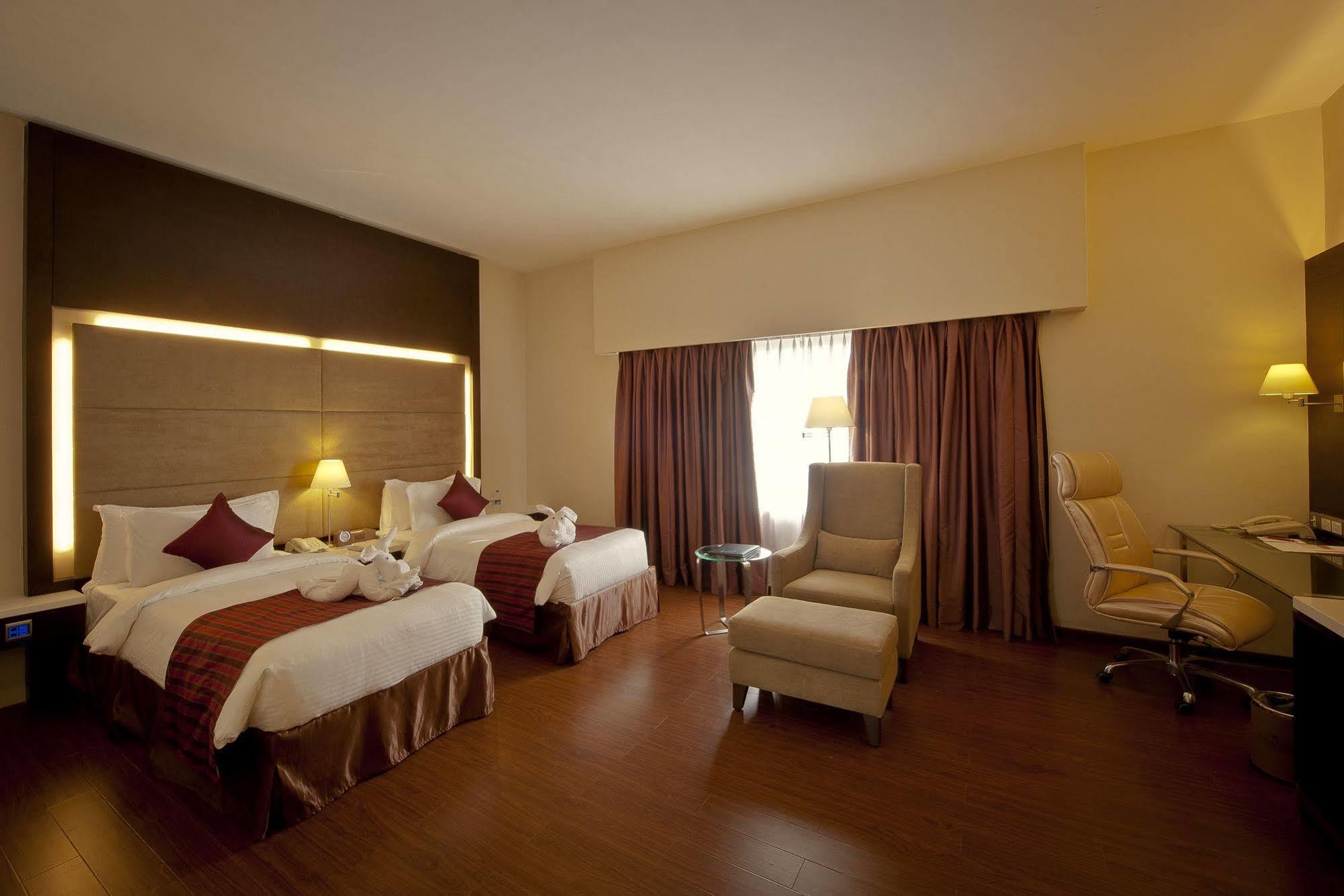 Ramada By Wyndham Chennai Egmore Luaran gambar